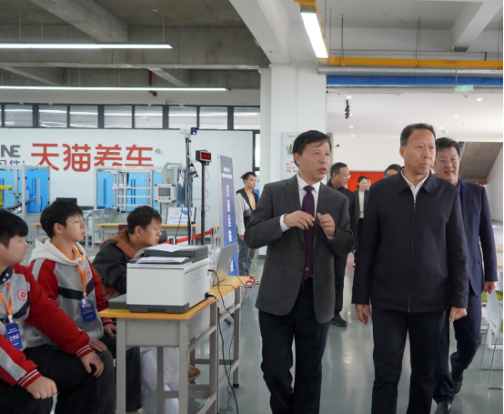 1761179292921485.png image.png