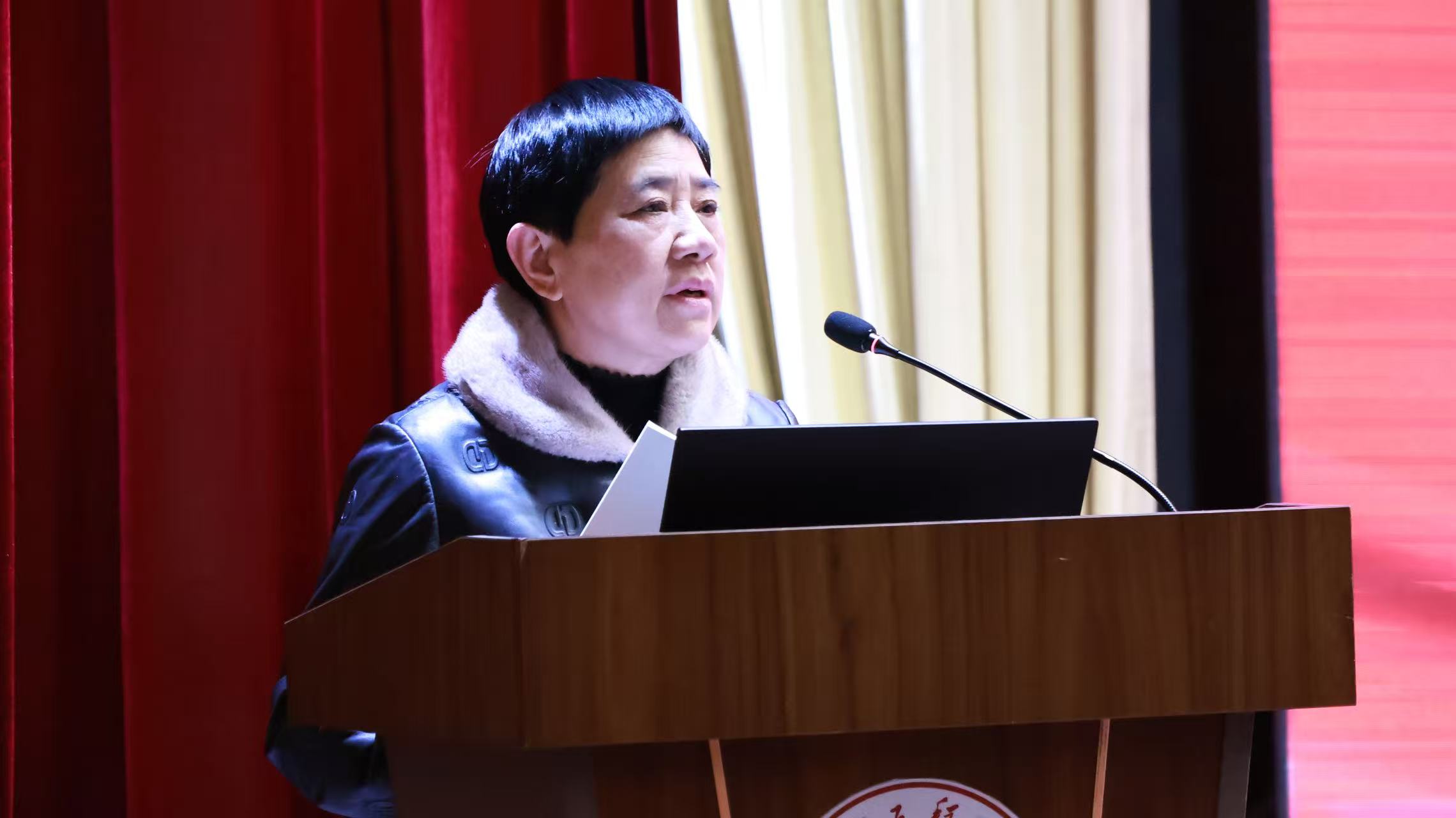 1765187132303869.jpg 1765187132303869.jpg